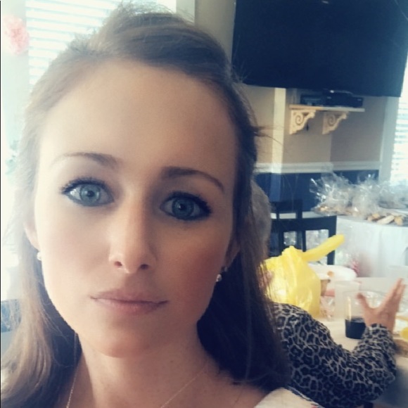 Meet your Posher, Alexandra - Picture 3 of 3